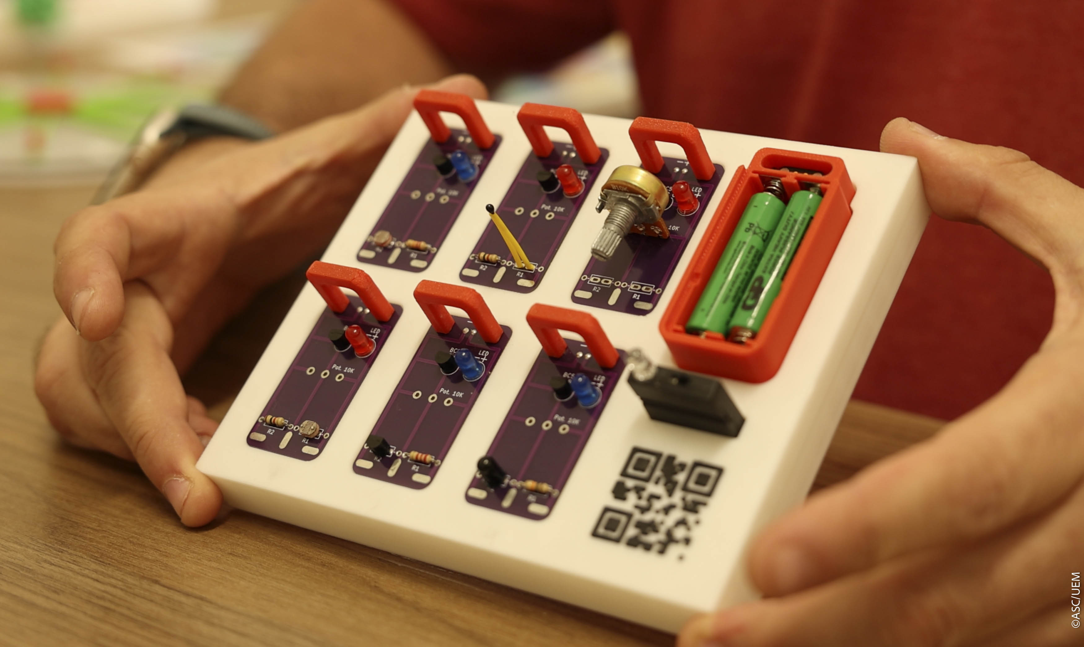 Projeto TRUEM Brinquedos Pedagogicos01018