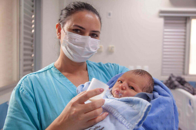 maternidade-humai-atendimento-obstetrico-11-1620x1080-1-750x500